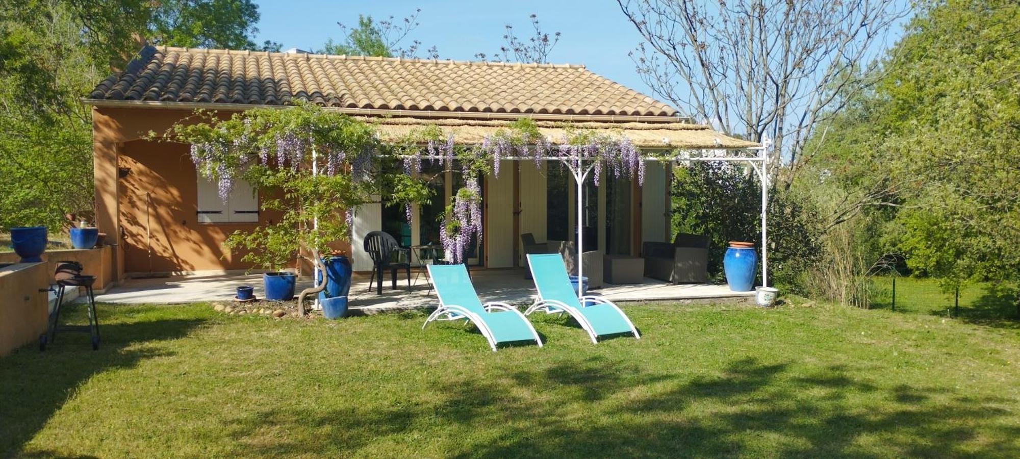 Entre Nimes Et Arles Villa Bellegarde  Ruang foto