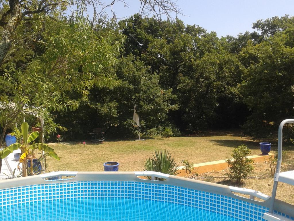 Entre Nimes Et Arles Villa Bellegarde  Bagian luar foto
