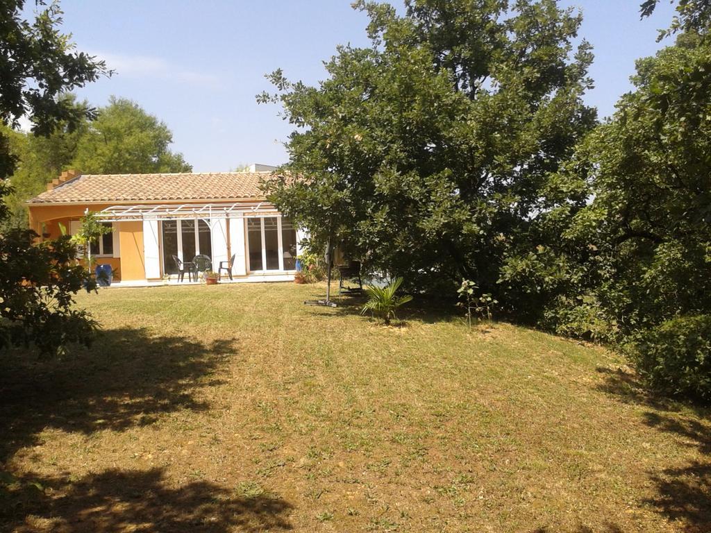 Entre Nimes Et Arles Villa Bellegarde  Bagian luar foto